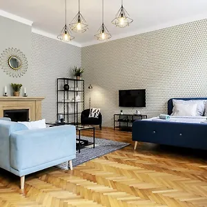 https://cubistic-residence-eliska-jewish-quarter-old-town.praguehotelsweb.com